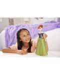 Păpușă interactivă Disney Frozen - Anna cântăreața - 6t