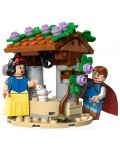 ConstructorLEGO Disney - Cabana Albei ca Zapada si cei sapte pitici (43242) - 4t