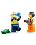 Constructor LEGO City - Urmărire cu mașina de poliție (60415) - 5t