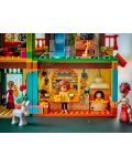 Constructor LEGO Disney - Casa magică a familiei Madrigal (43245) - 9t