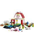 Constructor Lego City - Hambar si animale de ferma (60346) - 3t