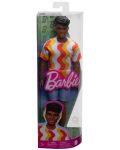 Păpușă Barbie  Fashionistas - 220, Ken, într-un tricou portocaliu și alb - 6t