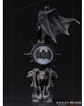 Statueta Iron Studios DC Comics: Batman - Batman (Batman Returns) (Deluxe Version), 34 cm - 2t