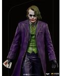 Statueta Iron Studios DC Comics: Batman - The Joker (The Dark Knight) (Deluxe Version), 30 cm - 8t