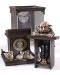 Statueta The Noble Collection Movies: Harry Potter - Gringotts Goblin (Magical Creatures), 19 cm	 - 3t