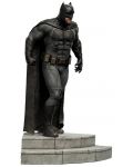 Statueta Weta DC Comics: Justice League - Batman (Zack Snyder's Justice league), 37 cm - 2t