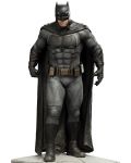 Statueta Weta DC Comics: Justice League - Batman (Zack Snyder's Justice league), 37 cm - 5t