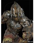 Statuetă Iron Studios Movies: Lord of The Rings - Armored Orc, 20 cm - 6t