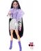 Păpușa Barbie Extra - Cu păr negru, cizme mov și accesorii - 1t