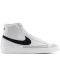 Încălțăminte sport pentru bărbați Nike - Blazer Mid '77, albe - 1t