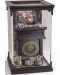 Statueta The Noble Collection Movies: Harry Potter - Gringotts Goblin (Magical Creatures), 19 cm	 - 1t
