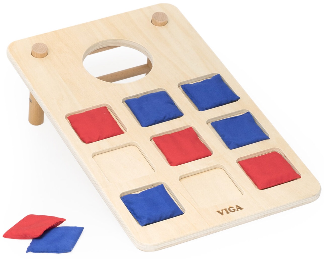 Joc din lemn 2 în 1 Viga Toys – Set cu săculeți de aruncat și joc X și 0