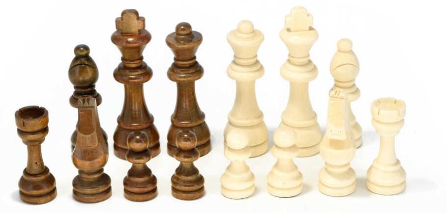 Figurine din lemn pentru șah Platinum - 8.9 cm
