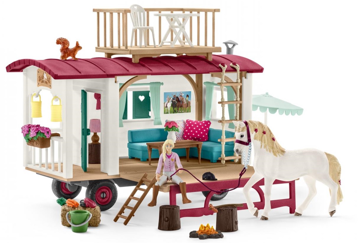 Set de joc Schleich Horse Club - Rulota cu cai si accesorii, 95 piese