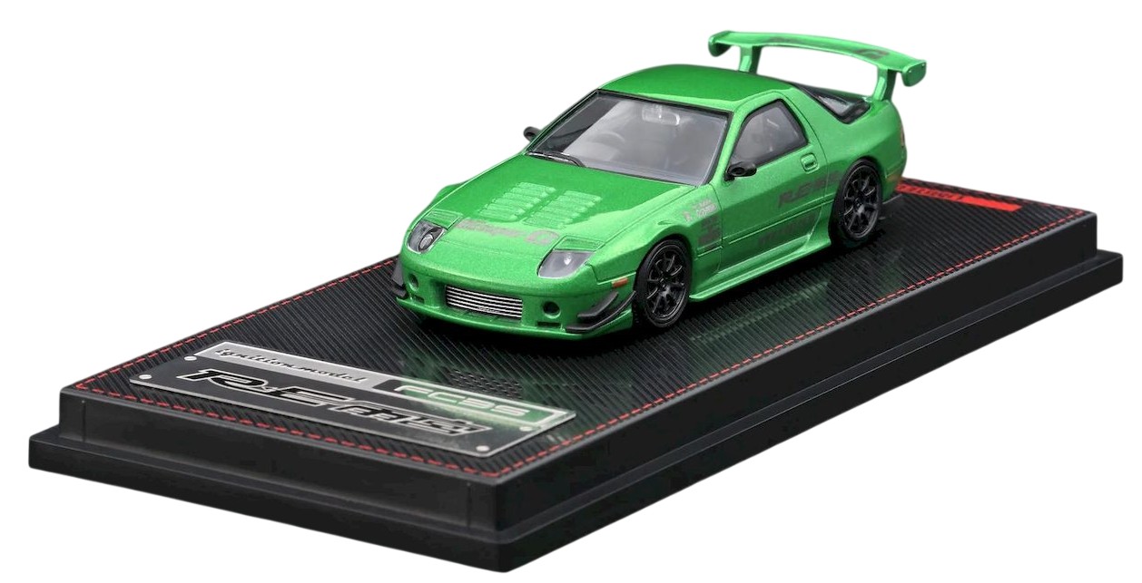 Model de colecție Ignition Model Modern: Automobile - Mazda RX-7