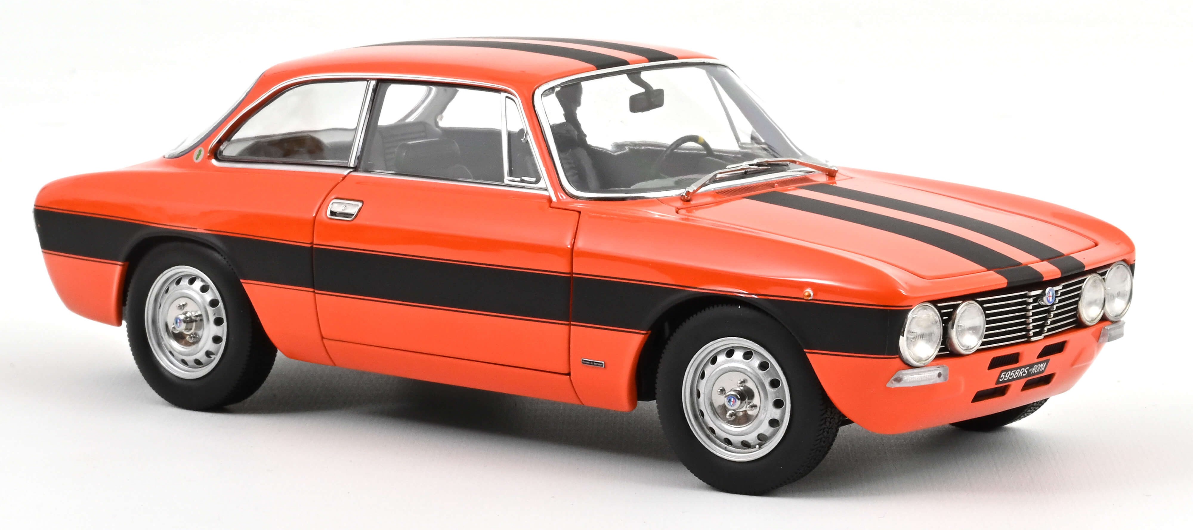 Model de colecționar  NOREV Modern: Mașini  - Alfa Romeo 2000 GTV, Orange, 1973
