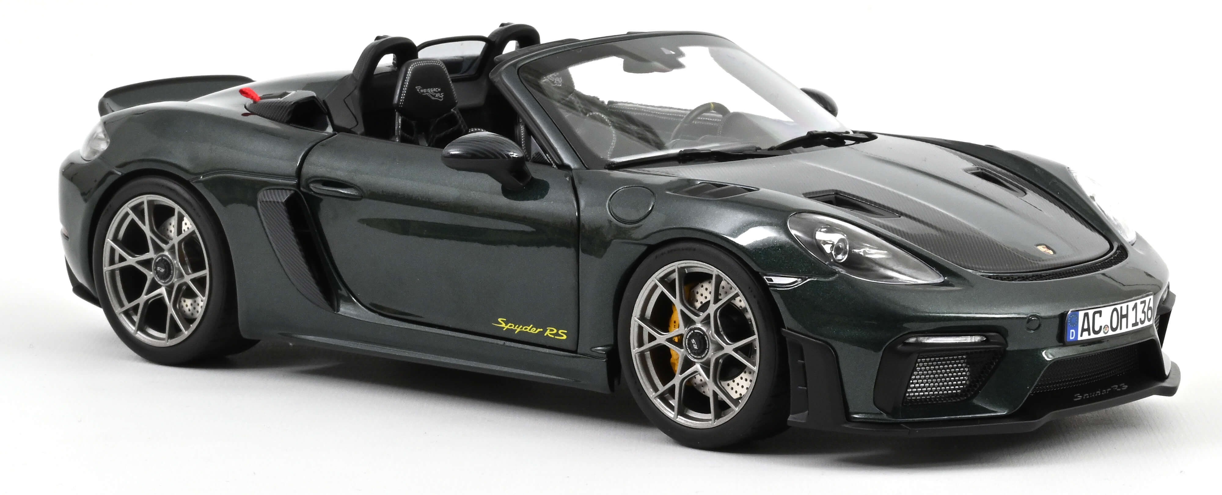 Model de colecționar  NOREV Modern: Mașini  - Porsche 718 Spyder RS w/Weissach Pack, Forest Green, 2023