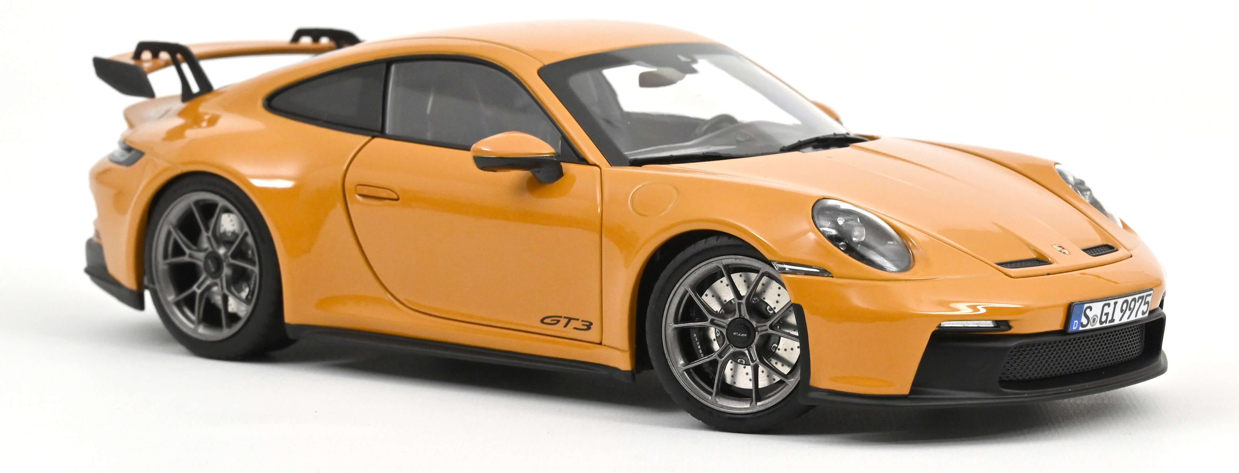 Model colecționar NOREV Contemporary: Automobile - Porsche 911 GT3 2021 Bahama Yellow