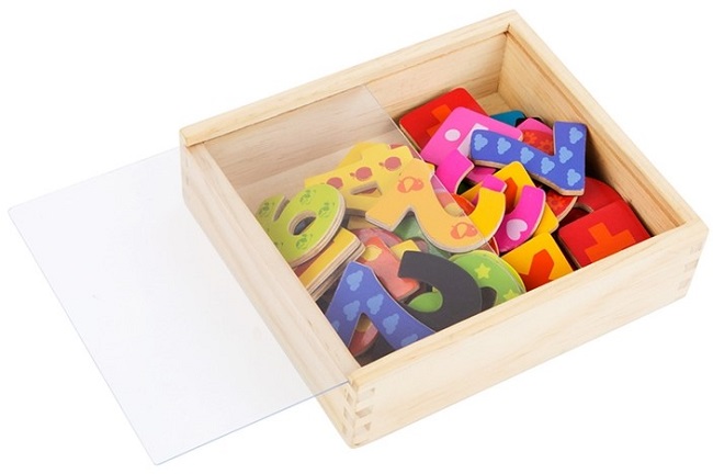 Set magneti din lemn Small Foot, 40 piese