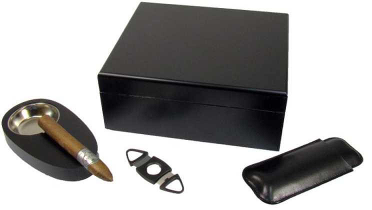 Cutie pentru trabucuri (humidor) Angelo - cu scrumiera, cutit si husa, neagra,