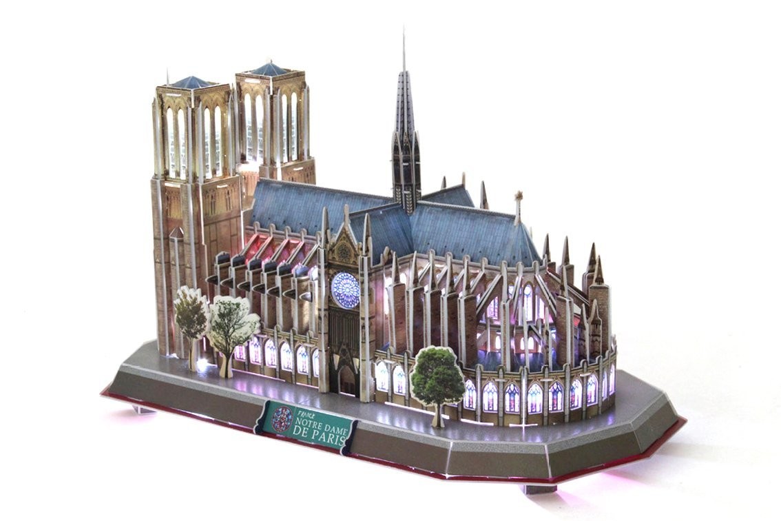 Puzzle 3D Cubic Fun de 149 piese si lumini LED - Notre Dame de Paris