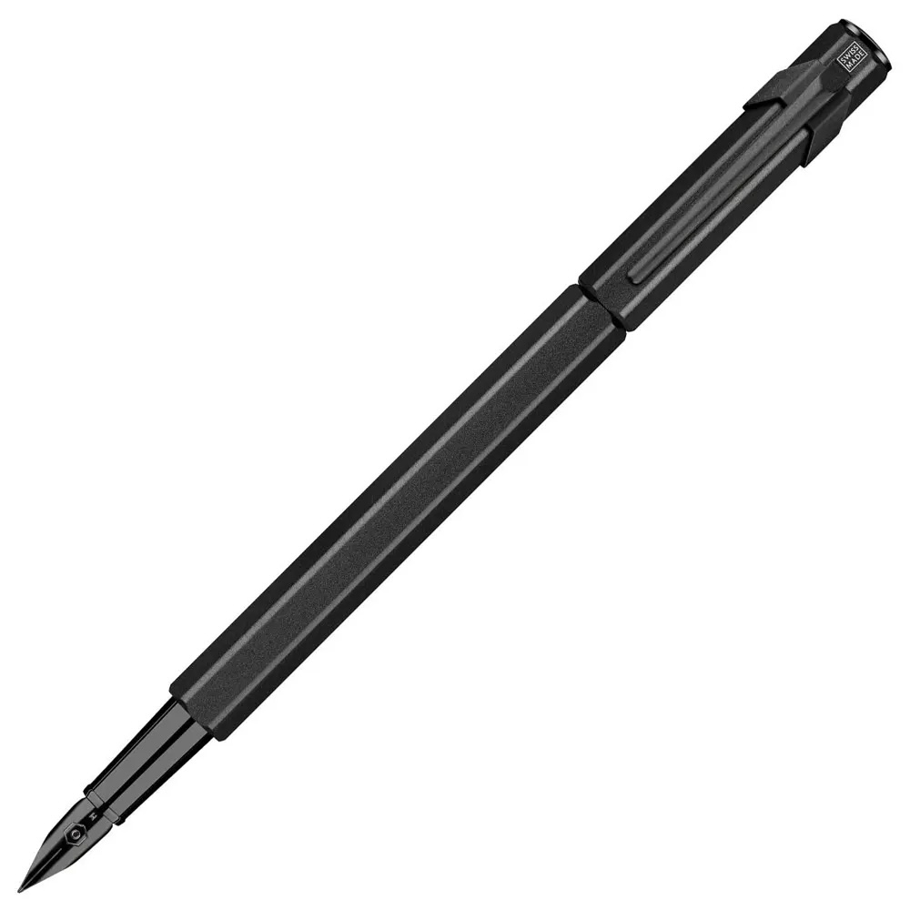 Stilou Caran d'Ache Black Edition - М