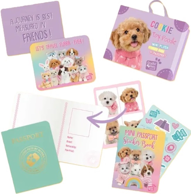 Jucărie de pluș  Studio Pets - Pudel, Cookie cu servieta, pașaport și autocolante, 8 cm