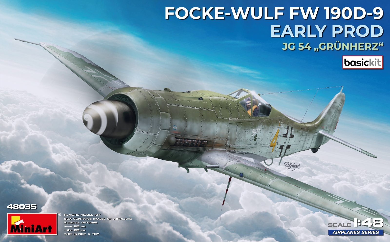 Model asamblabil MiniArt Militari: Avioane - Vânător german Focke-Wulf Fw 190D-9 Early Prod. JG 54 "Grunherz