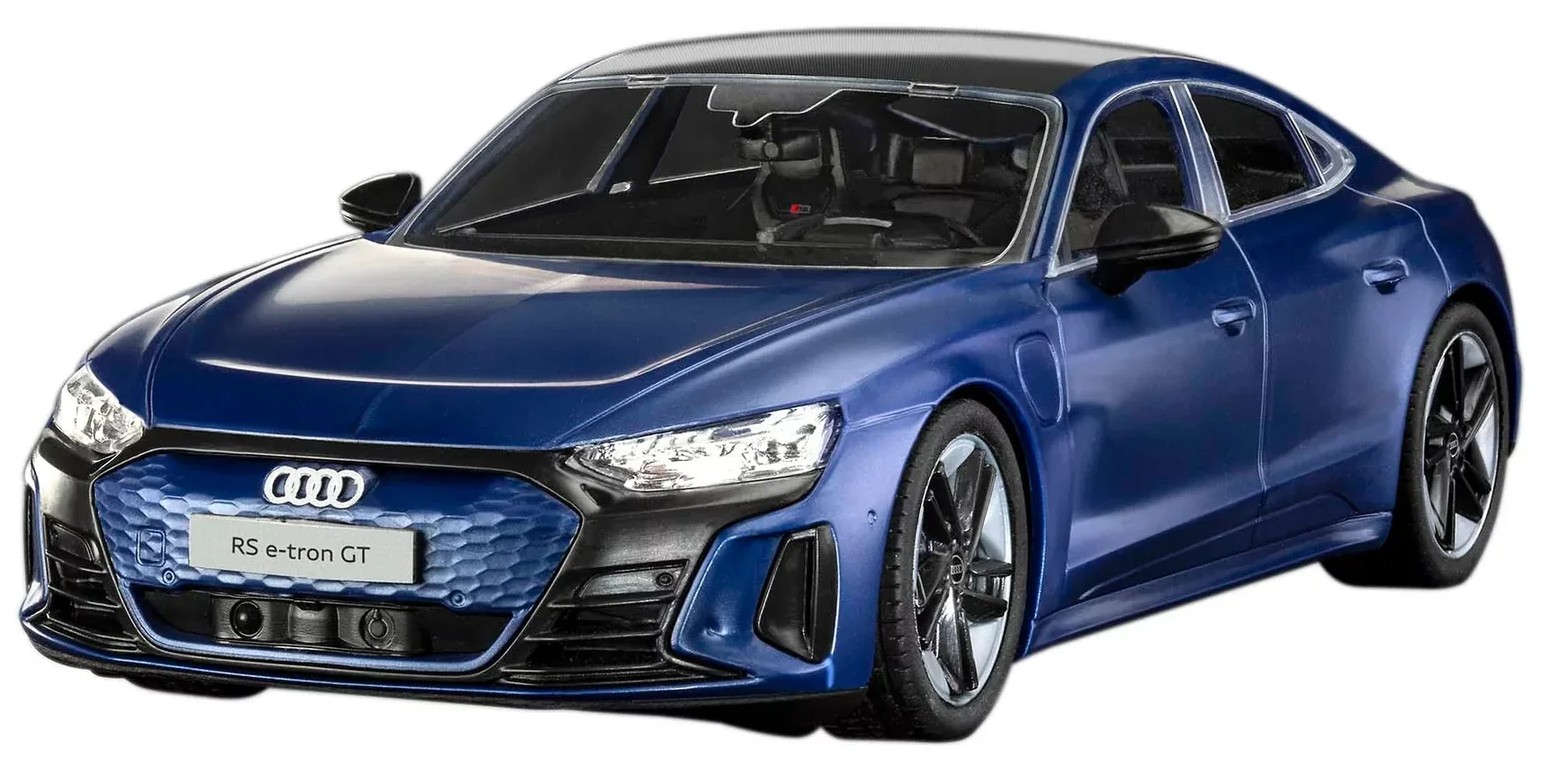 Model de asamblat Revell Modern: Mașini - Audi RS e-tron GT (Click System)