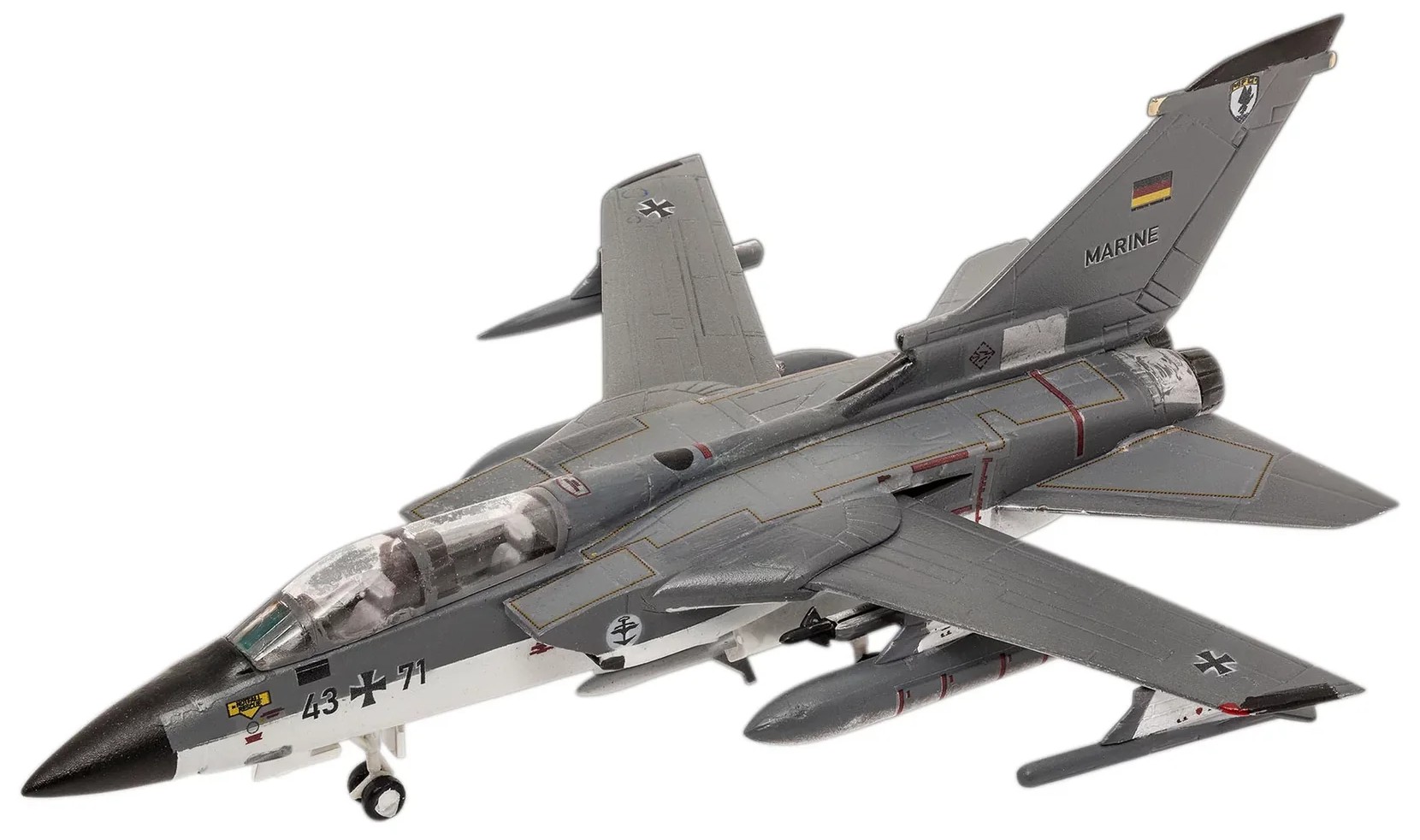 Model asamblat  Revell Militar: Luptător  Panavia Tornado IDS/GR.1
