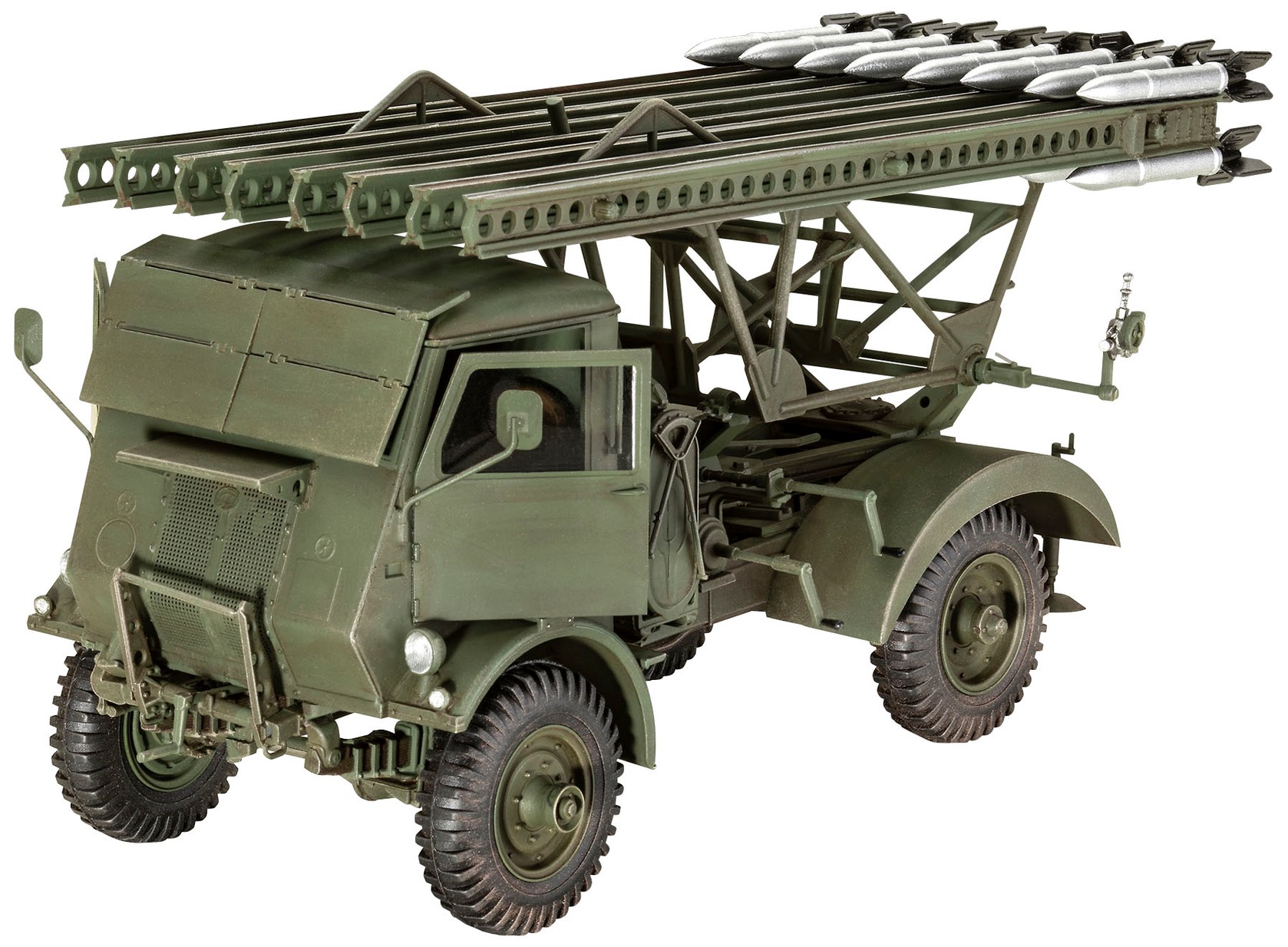 Model de asamblat Revell Militar: Camioane - Artilerie cu rachete W.O.T. 8 BM-13-16 Katyusha/Cargo