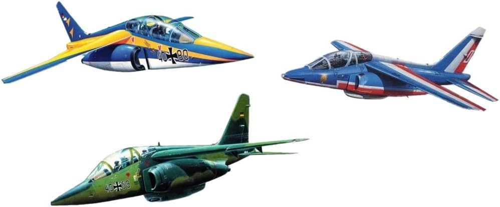 Model asamblat  Revell Militar : Avioane - 50 de ani Alpha Jet