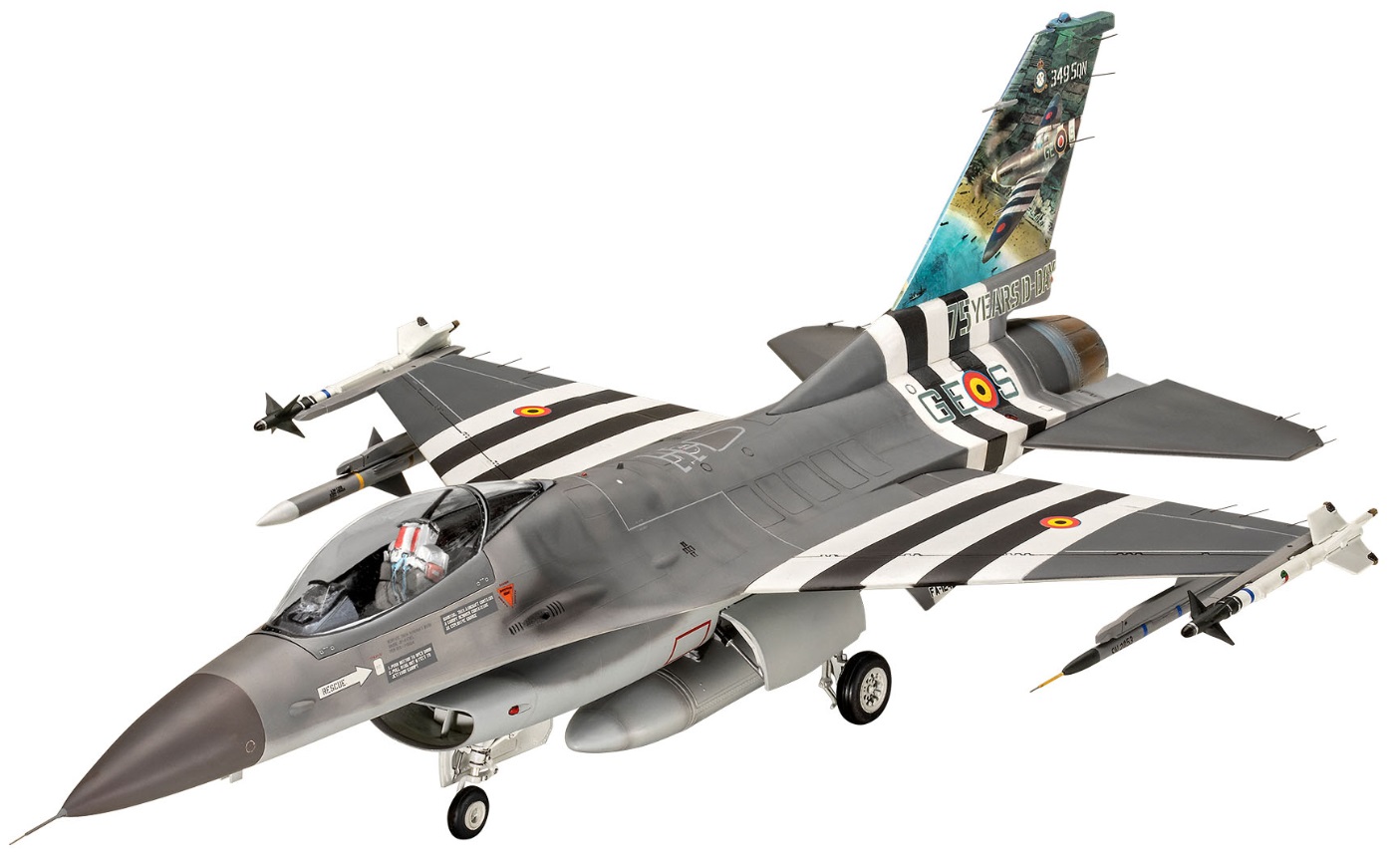 Model asamblat  Revell Militar : Avioane - F-16 Falcon,50 de ani