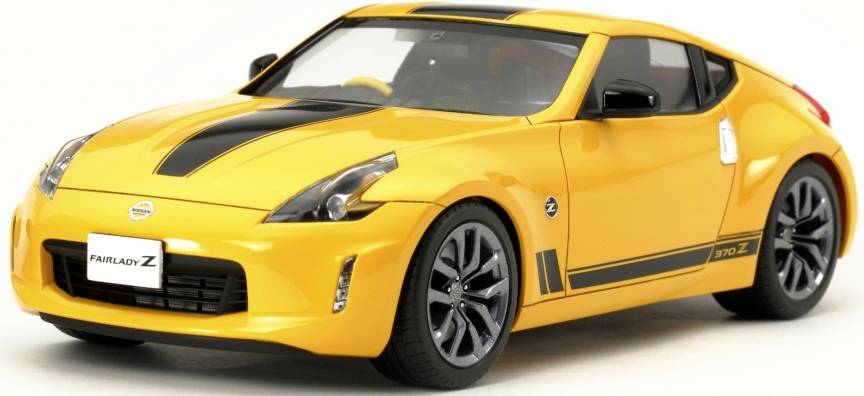 Model de asamblat TAMIYA Modern: Mașini - Nissan 370Z Heritage Edition