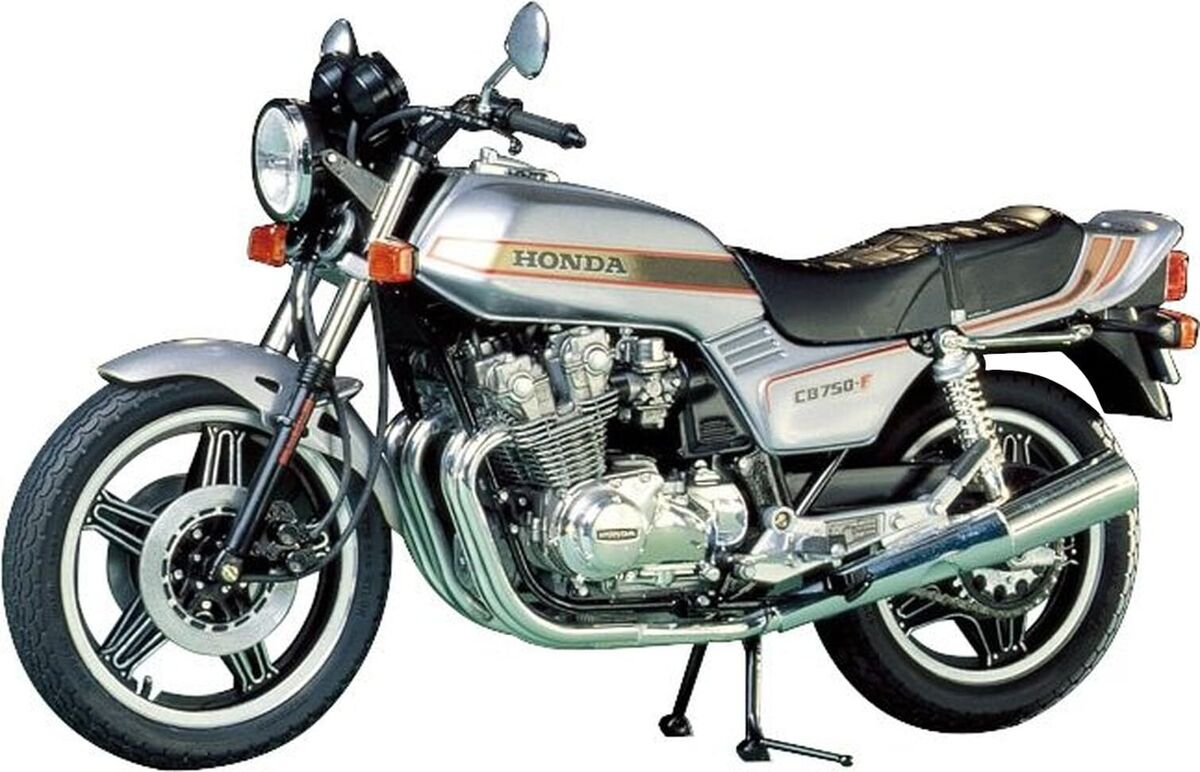 Model de asamblat TAMIYA Modern: Motociclete - Honda CB750F