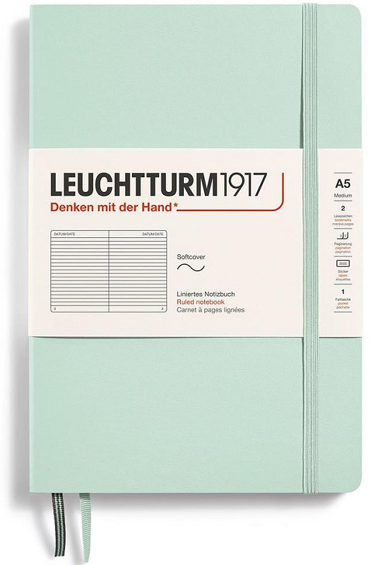 Notebook-ul Leuchtturm1917 Natural Colors - A5, verde deschis, liniat, coperte moi