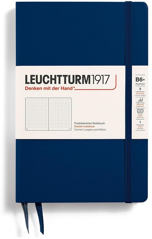 Caiet Leuchtturm1917 Paperback - B6+, albastru închis, pagini cu puncte, copertă rigidă