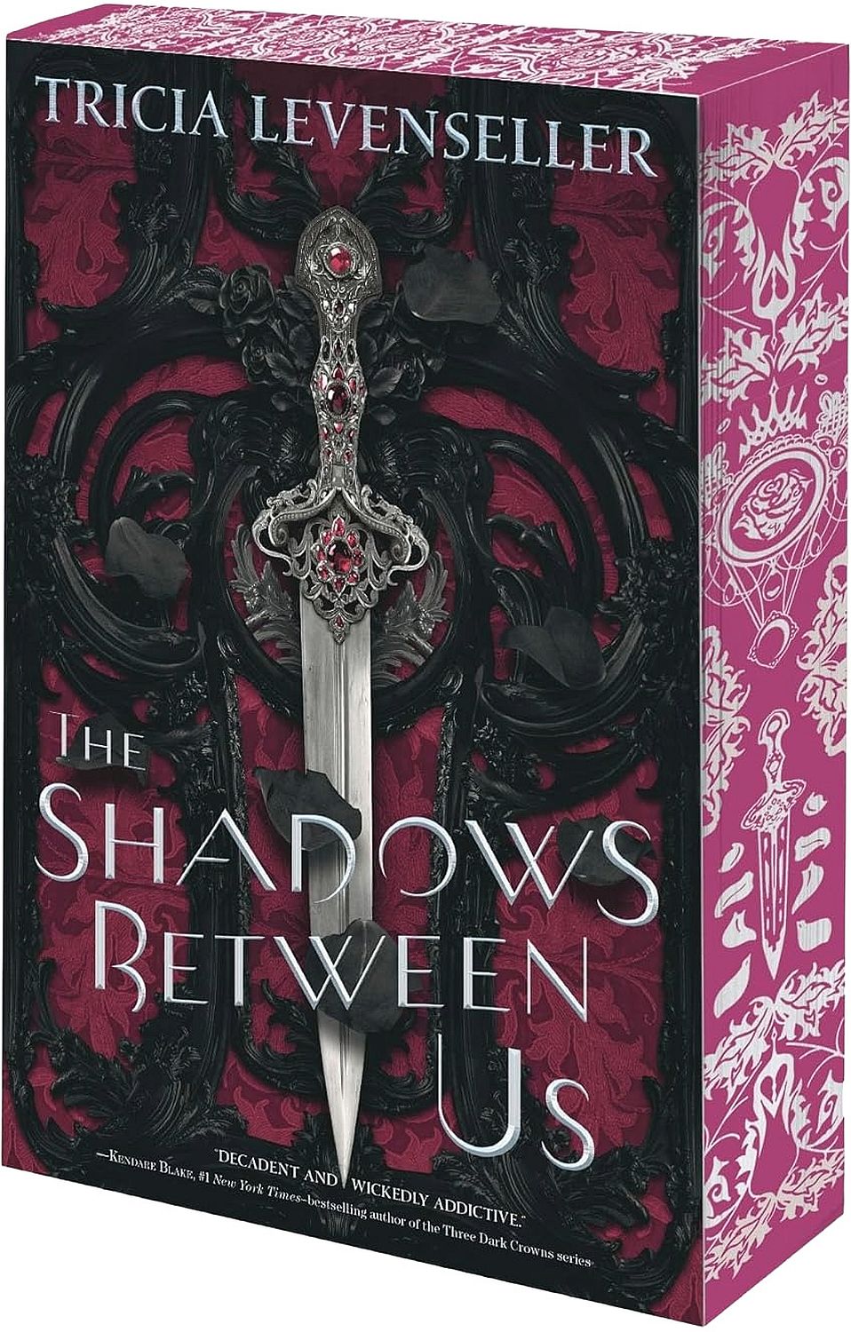 The Shadows Between Us - Tricia Levenseller - imagine 2
