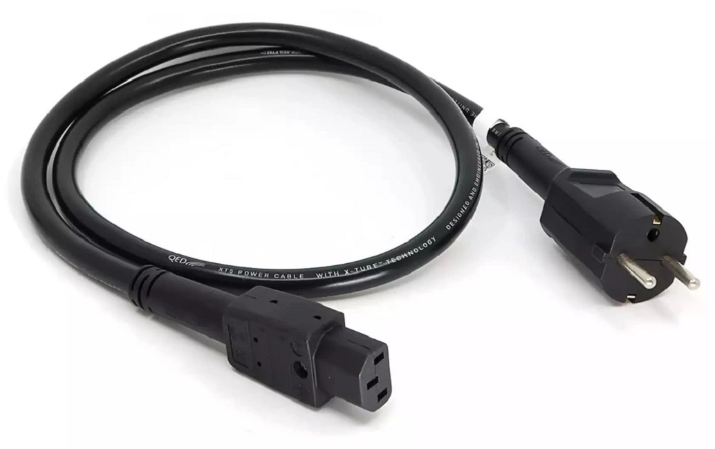 Cablu de alimentare QED - XT3, 2 m, negru